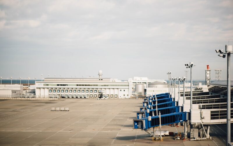 Jak podróżować tanio i bezpiecznie na długie dystanse