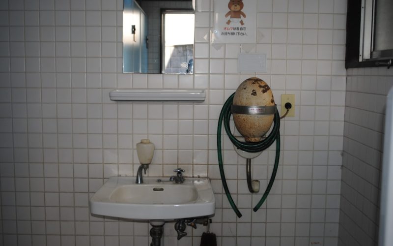 Kiedy planować remont łazienki, aby zaoszczędzić